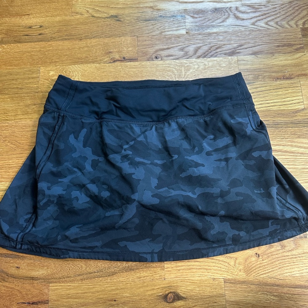 Lulu skirt! Size 6
